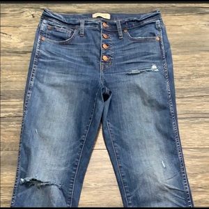 Madewell 10” high rise distressed jeans size 29